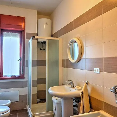 Seiano Sleeps 5 *