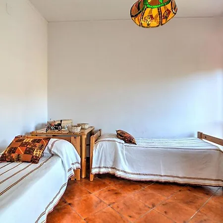 Seiano Sleeps 5 *